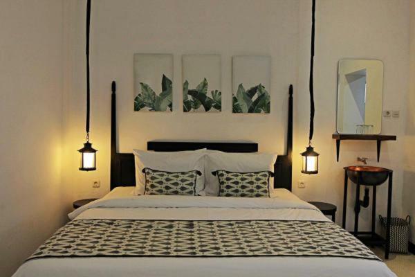 Askhara Guesthouse スラバヤ エクステリア 写真